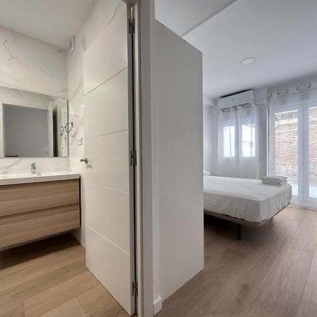Artes Y Oficios Apartaments Ab Валенсия Экстерьер фото
